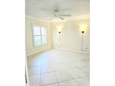 Don't miss this light & bright, spacious, updated CORNER VILLA! - photo 16
