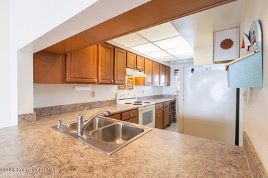 MOTIVATED SELLER, on this 2/2 Condo with Direct Indian River - photo 16