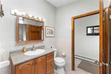 Desirable Governor Francis Farm neighborhood! This - photo 16
