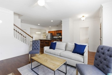 Phenomenal townhome in Inverness Cove that is move-in ready! - photo 4