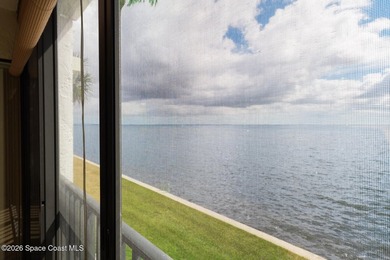 MOTIVATED SELLER, on this 2/2 Condo with Direct Indian River - photo 27
