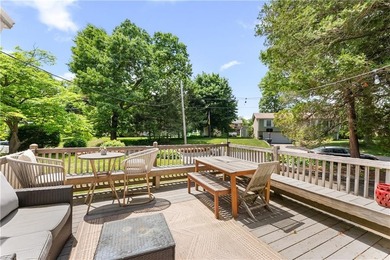 Desirable Governor Francis Farm neighborhood! This - photo 34