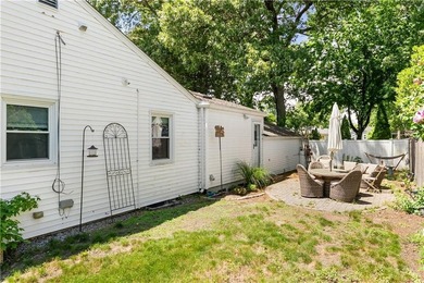Desirable Governor Francis Farm neighborhood! This - photo 37
