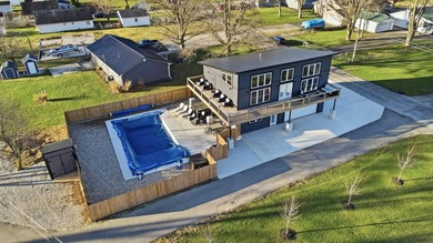 Whether you're searching for the ultimate lake getaway or a - photo 4