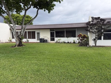 55 plus PRIME location, first floor with the view of an - photo 14