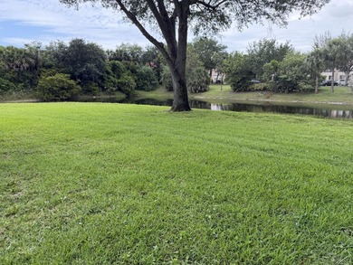 55 plus PRIME location, first floor with the view of an - photo 16