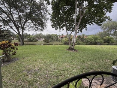 55 plus PRIME location, first floor with the view of an - photo 20