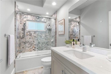 Welcome to 526 Point Lane in beautiful Vero Beach! This - photo 21