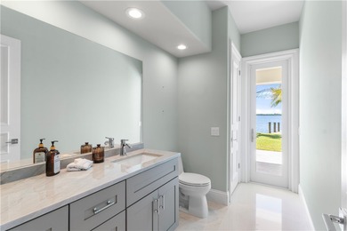 Welcome to 526 Point Lane in beautiful Vero Beach! This - photo 24