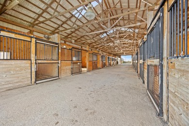 Welcome to an exceptional opportunity to own a well-appointed - photo 26