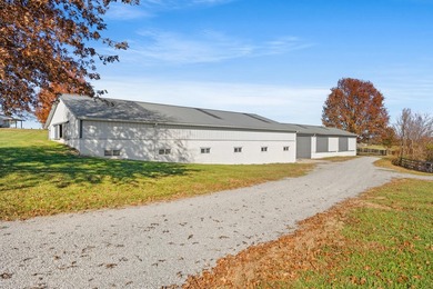 Welcome to an exceptional opportunity to own a well-appointed - photo 35
