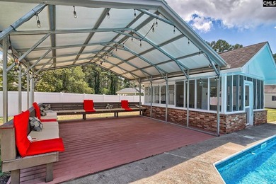 Welcome to this charming and beautifully updated 3-bedroom - photo 36
