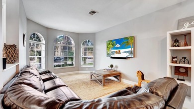 Welcome to this impeccably maintained single-story home - photo 6