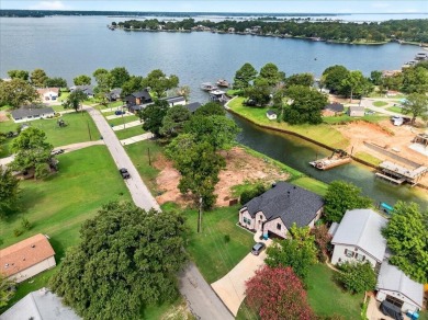 Lake Home For Sale in Gun Barrel City, Texas
