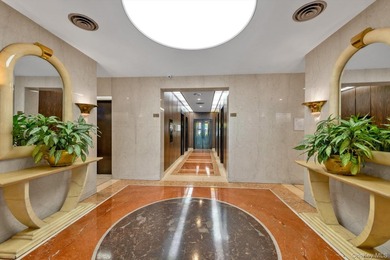 Welcome to this bright and spacious 2-bedroom, 2-bath residence - photo 3