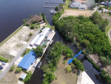 Caloosahatchee River Lot For Sale in North Fort Myers Florida