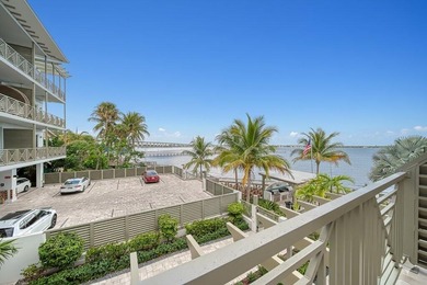 Experience premium Florida living at Sailfish Cove in this - photo 3