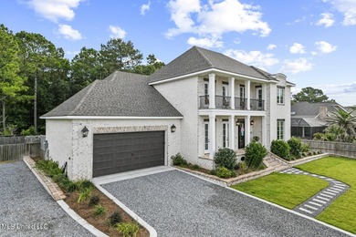 Beautiful Custom Built Home only 6 years old with Chef's Kitchen - photo 1