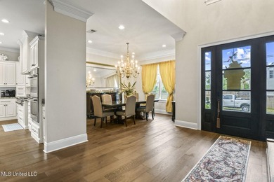 Beautiful Custom Built Home only 6 years old with Chef's Kitchen - photo 7