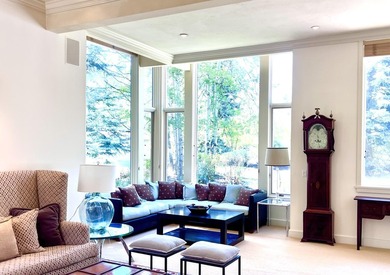 This beautiful home presents a rare opportunity to own property - photo 12