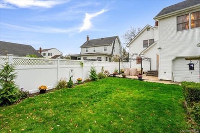 Welcome to this beautifully restored and thoughtfully updated - photo 17