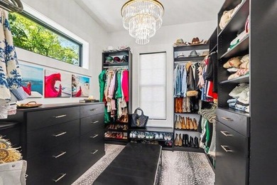 TO BE BUILT - Your bespoke luxury lakefront estate awaits--a - photo 19