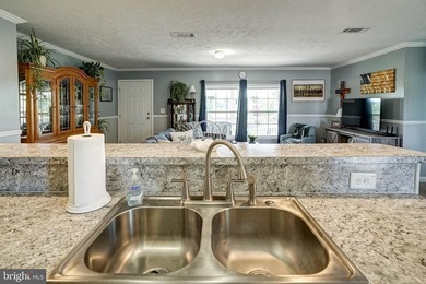 Enjoy beautiful lake-access living on the public side of Lake - photo 31