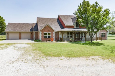 (private lake, pond, creek) Home For Sale in Independence Kansas