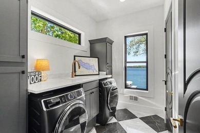 TO BE BUILT - Your bespoke luxury lakefront estate awaits--a - photo 45