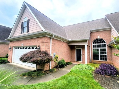 Step into this beautiful home with cathedral ceiling in the - photo 1