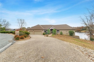 Lake Loch Lomond Home For Sale in Bella Vista Arkansas