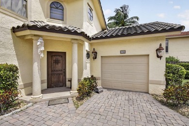 Lake Wellington Home Sale Pending in Wellington Florida