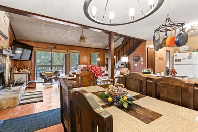 Tucked away on a peaceful cove of Lake Hiwassee in the - photo 17