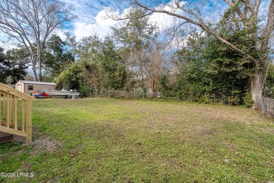 Welcome to this updated and charming 3-bedroom ranch in - photo 28