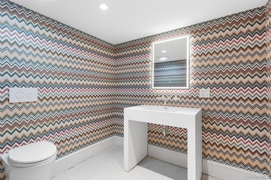 Welcome to a truly one-of-a-kind designer renovation, completely - photo 29