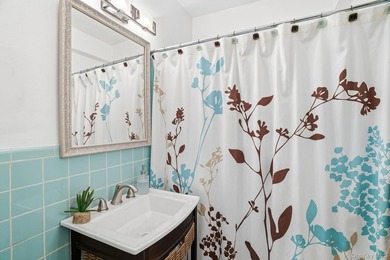 Welcome to *The Algiers,* a desirable co-op in the heart of - photo 30