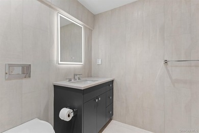 Welcome to a truly one-of-a-kind designer renovation, completely - photo 32