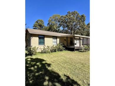 Welcome home to this charming 3BR, 2BA Benton home on a 0