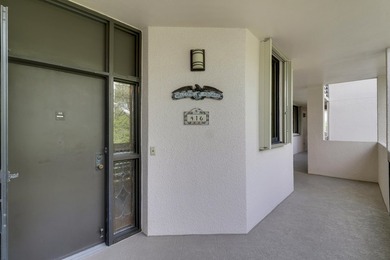INTRACOASTAL DELIGHT! Outstanding waterfront views from this 4th - photo 5