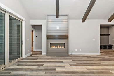 SUMMER IS COMING and this new home is MOVE-IN READY !! Deeded - photo 9