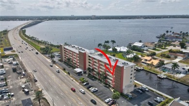 Caloosahatchee River Condo For Sale in Cape Coral Florida