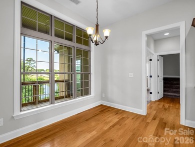 Welcome home to this beautifully maintained stucco and stone - photo 16