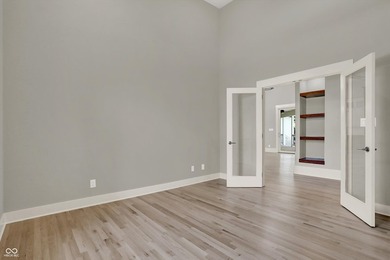 Adjacent to Dyes Walk Golf Course, luxury, privacy, and - photo 17