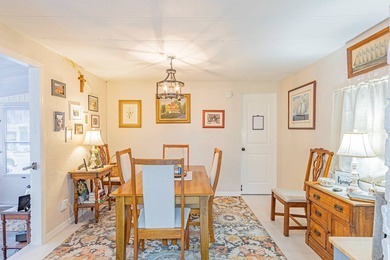 1,225 square foot Mobile is beautifully updated. 1973 2-bedroom - photo 18