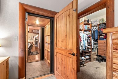 EXPERIENCE LUXURY MOUNTAIN ESTATE LIVING AT ITS FINEST on just - photo 20
