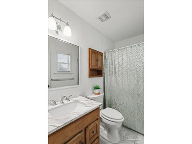 Charming and well-maintained 3-bedroom, 2-bath home built in - photo 24