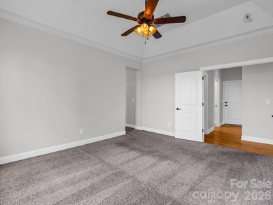 Welcome home to this beautifully maintained stucco and stone - photo 29