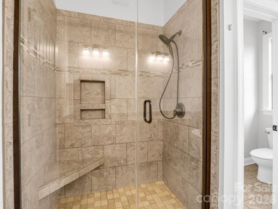 Welcome home to this beautifully maintained stucco and stone - photo 31