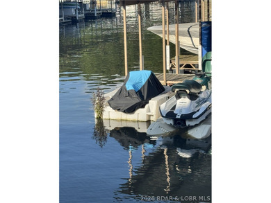 Enjoy effortless lake living in this well-kept, turn-key 1 bed - photo 32
