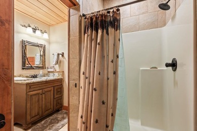 EXPERIENCE LUXURY MOUNTAIN ESTATE LIVING AT ITS FINEST on just - photo 34